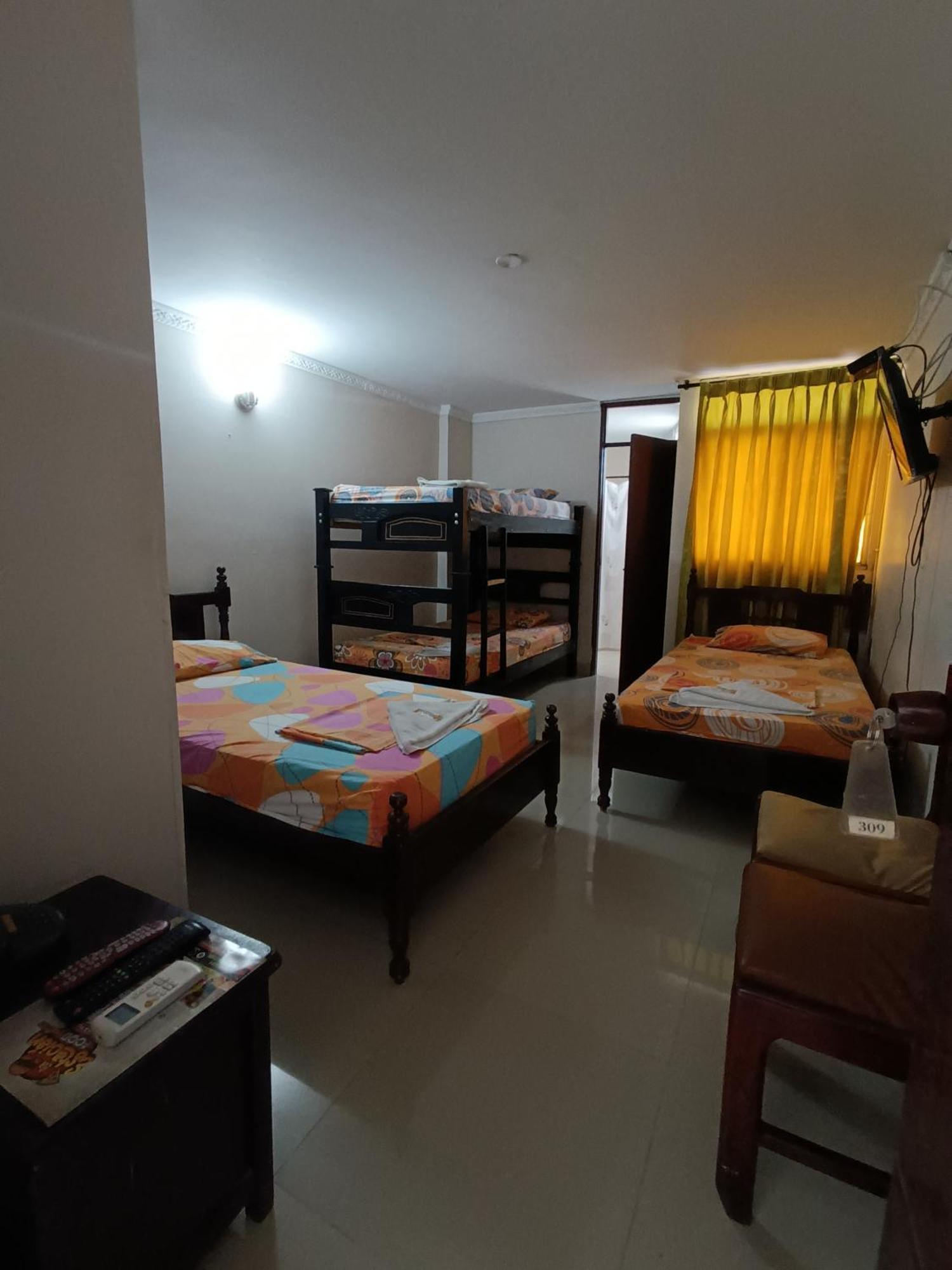 Hotel Danes Barranquilla Barranquilla  Buitenkant foto